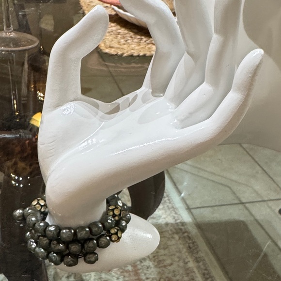 Jewelry - Elegant Beaded Bracelet